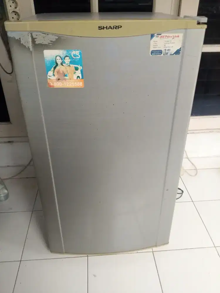 JUAL KULKAS SHARP DINGIN DN BEKU