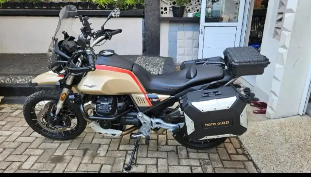 MOTOGUZZI V85TT 2020