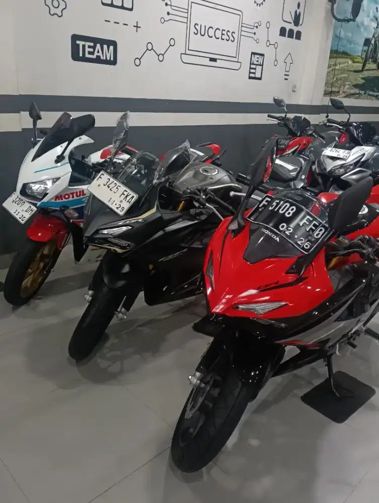 Di jual murah Honda CBR150R