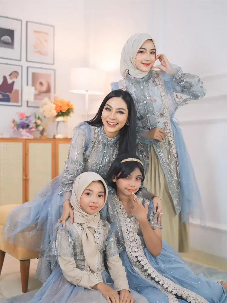 HOST LIVE TIKTOK / SHOPEE KHUSUS PEREMPUAN