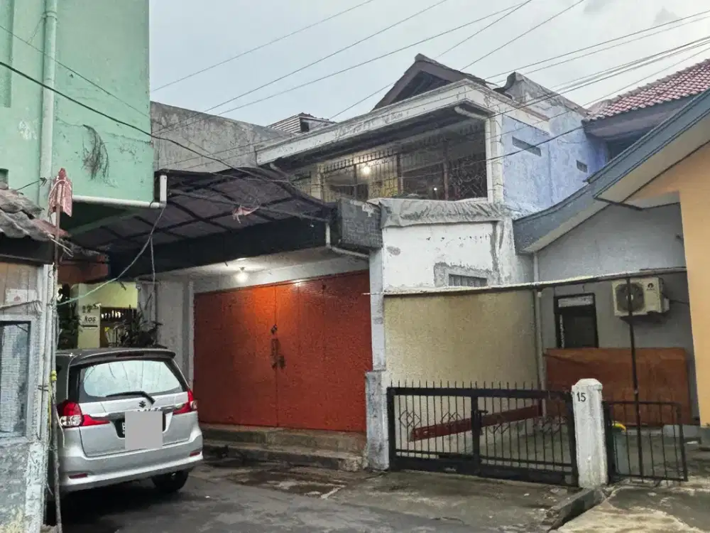 Rumah 2 Lantai Belakang Menara Bidakara Menteng Dalam Jaksel