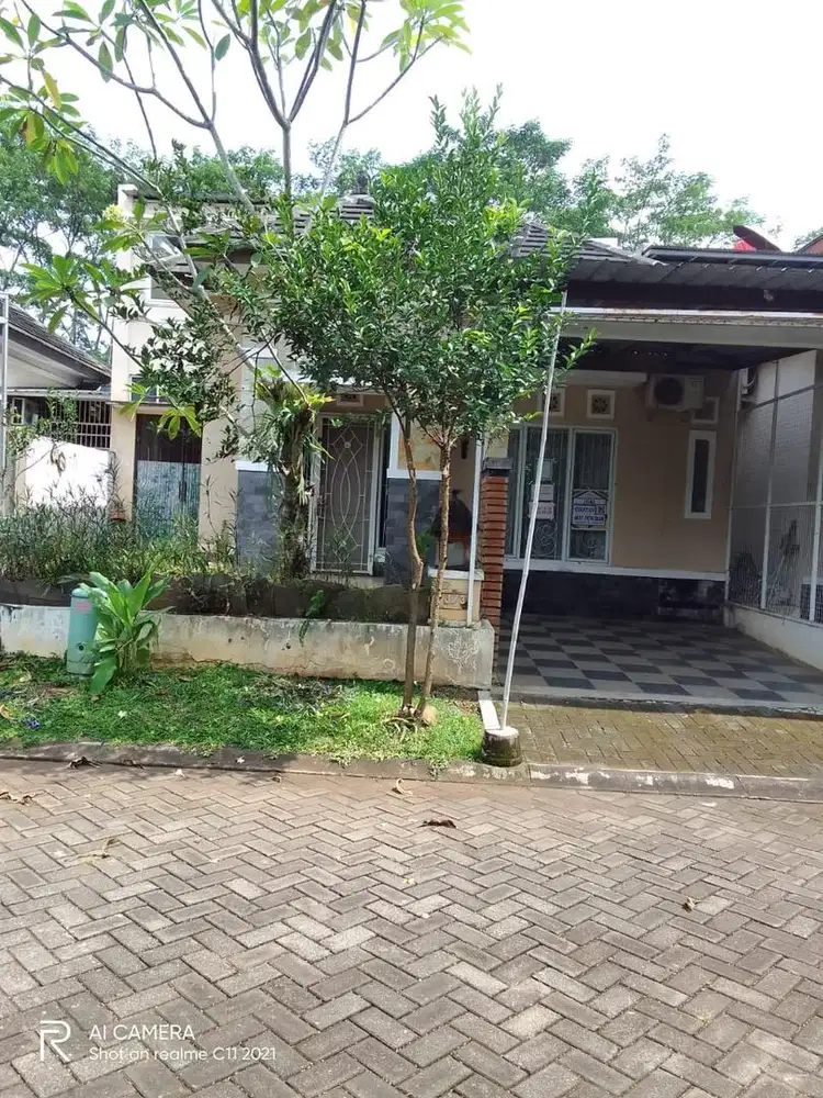 dijual cepat rumah siap huni 2 lantai