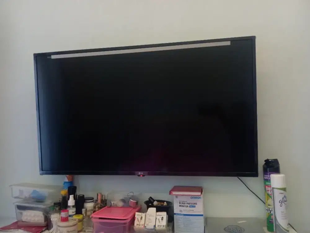 Di jual tv LG 43 inc ,bekas