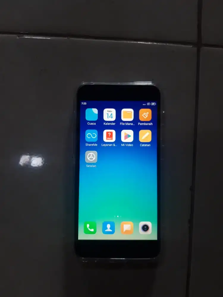 Redmi 5a  normal blm pernah servis