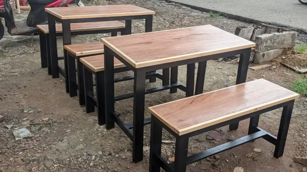 Meja makan 1 set