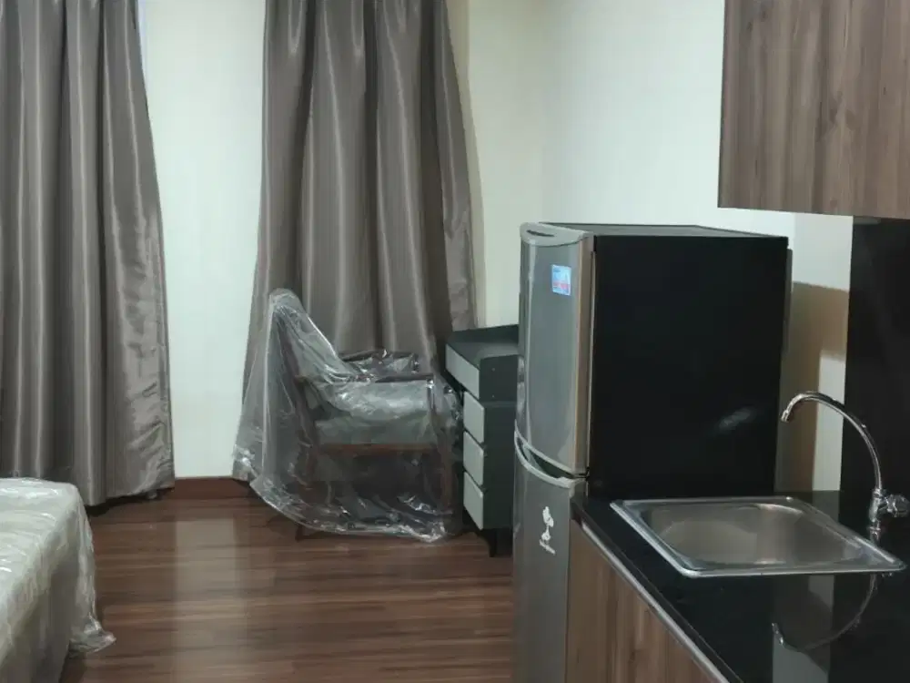sewakan Tahunan apartemen studio Puri Orchard semi furnis