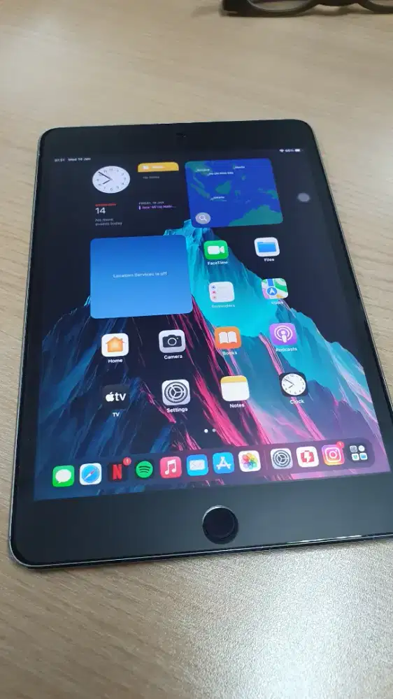 Ipad mini 4 125 GB jual santai