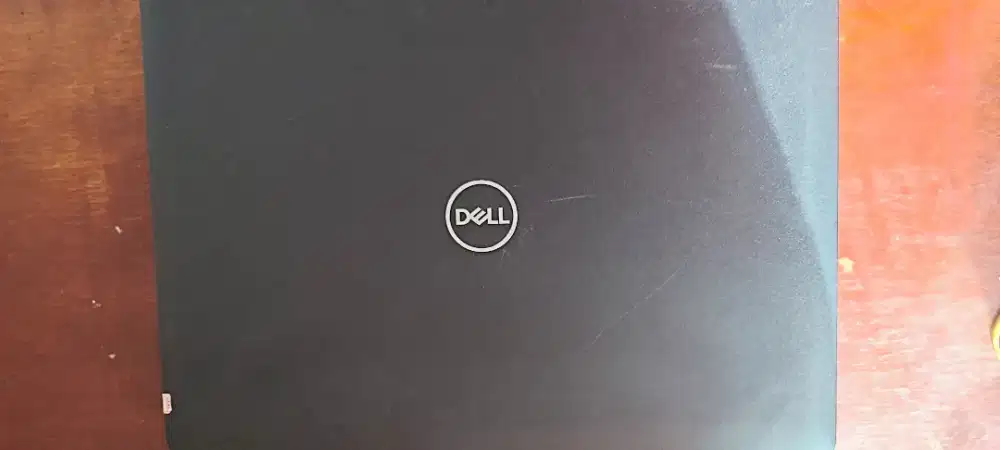 Laptop Dell Latitude 3480 Intel Core i5 7th Gen Ram 8 GB Windows 11