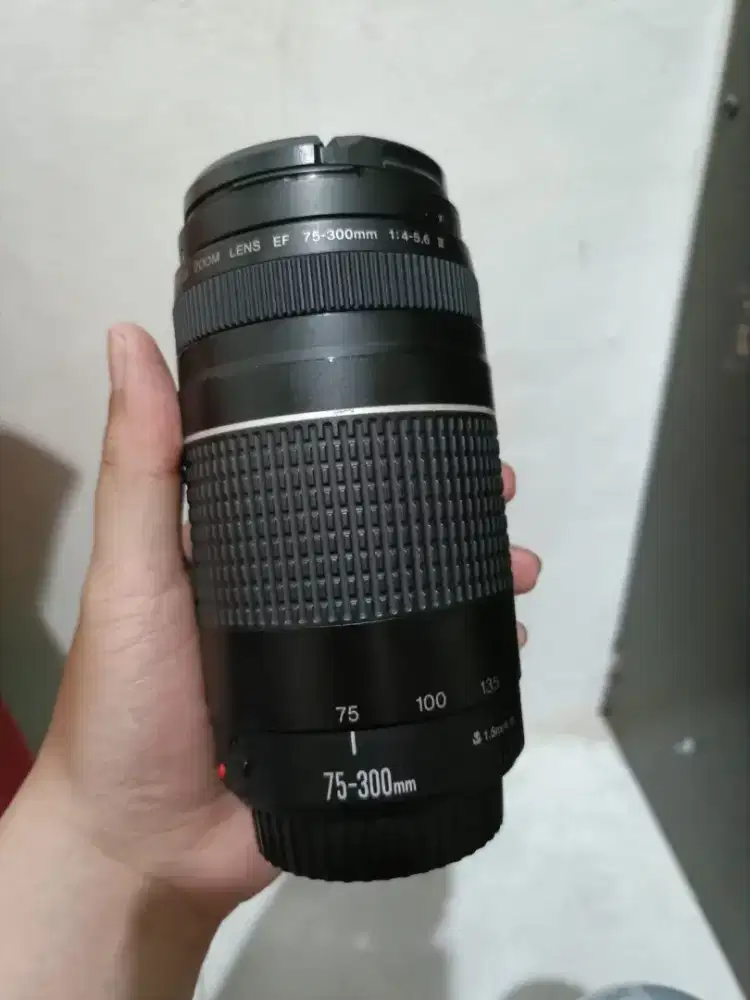 LENSA CANON 75-300MM III