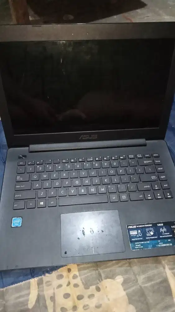 Laptop Asus X453S