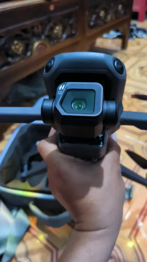 DRONE DJI MAVIC 3 CLASSIC 2 BATRE, MULUS, NORMAL, BOX, KITAB, CHARGER