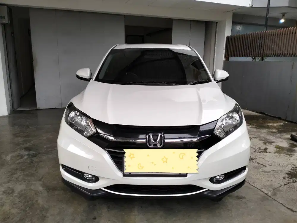 HONDA HRV 1.5 E CVT 2018 PUTIH