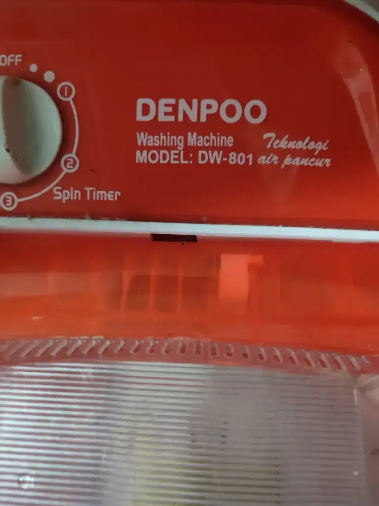 Mesin cuci dua tabung kondisi rusak