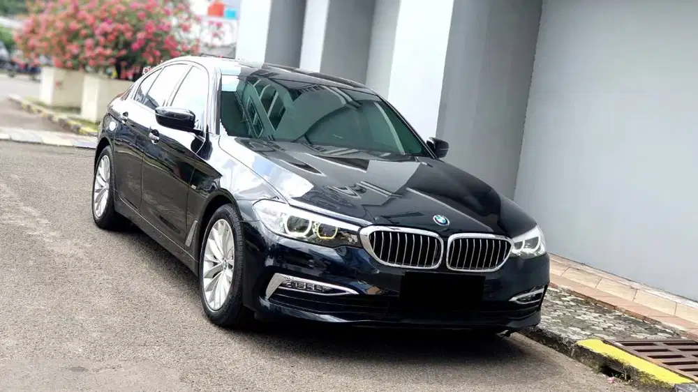 [ GARANSI 5TH ] BMW 530i 530 i Luxury G30 Limousine 2017/2018