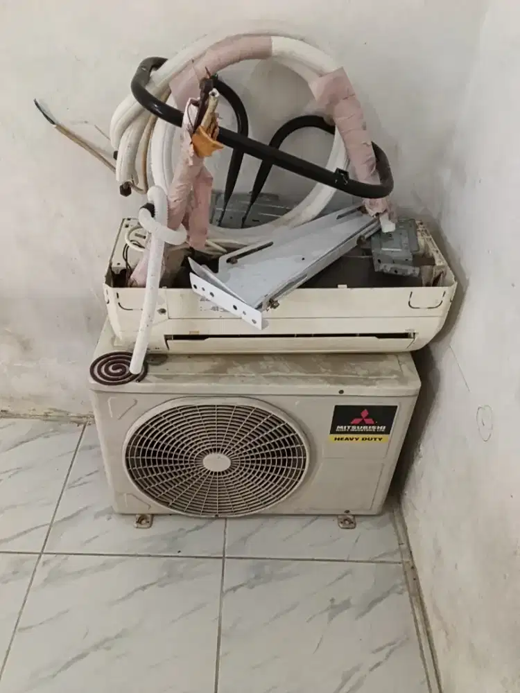 JUAL BELI AC MITSUBISHI 1/2 PK BEKAS