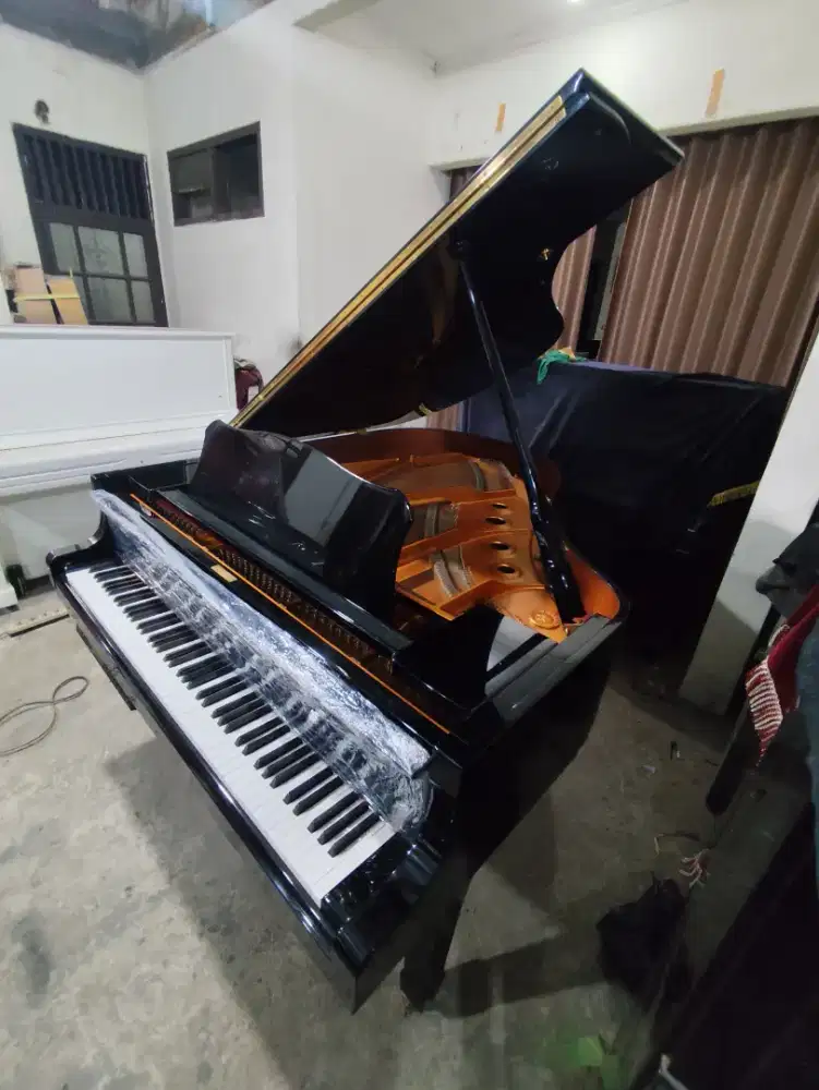 Grand Piano Yamaha C2 Disclavier Buatan Original Jepang