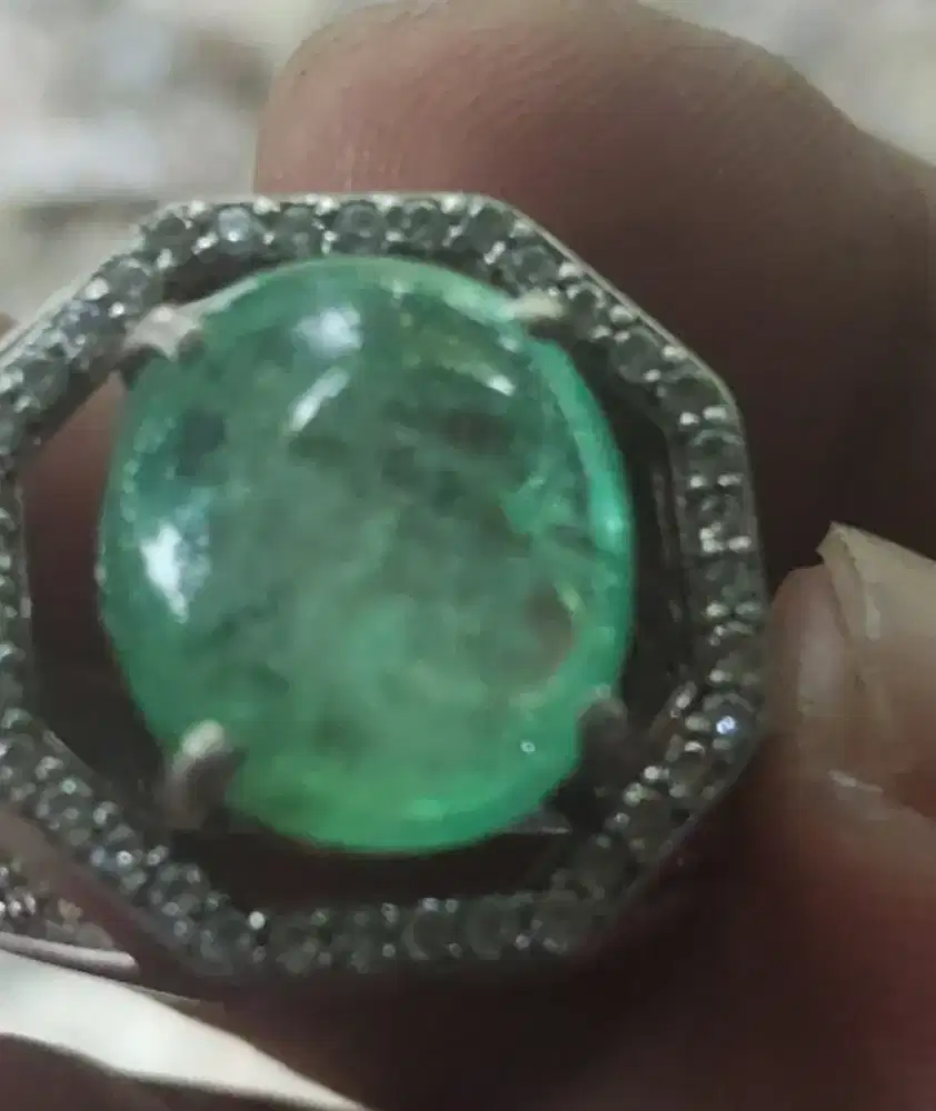 Batu Permata Zambrud Colombia