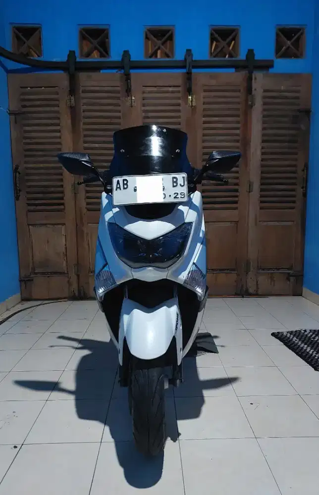 NMAX 2019 PUTIH