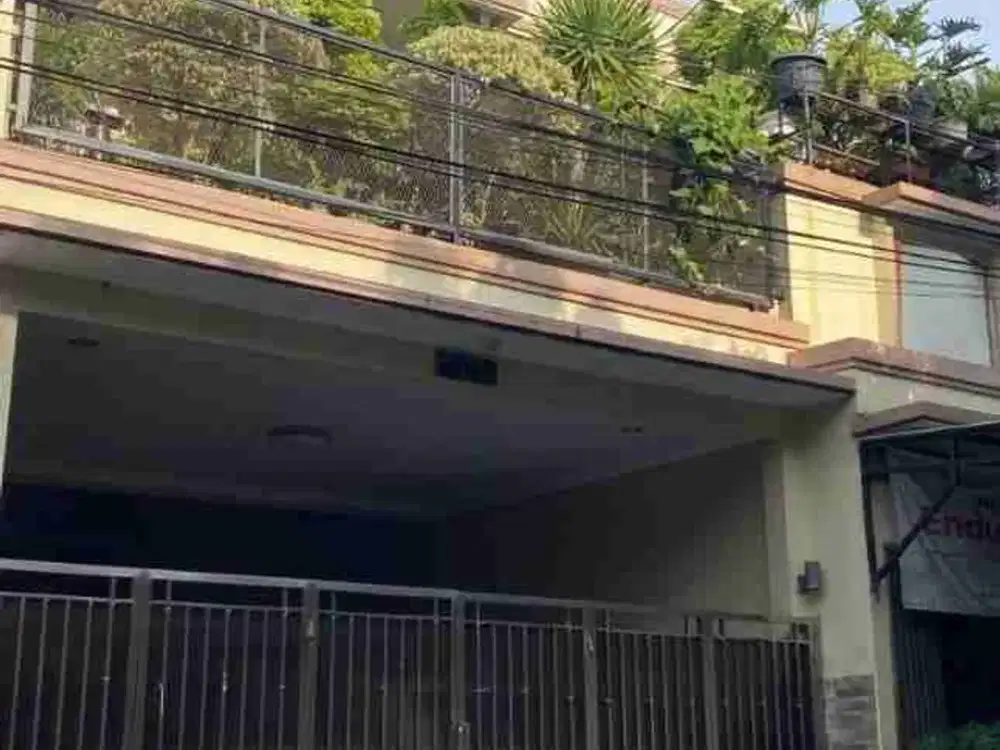 Dijual rumah mewah murah dari harga pasaran! lokasi nyaman & strategis. (VIA LELANG)