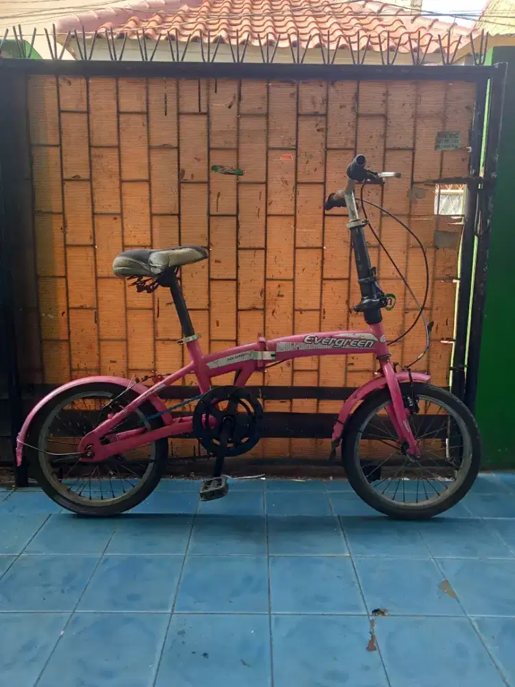 Sepeda lipat Evergreen UK 16