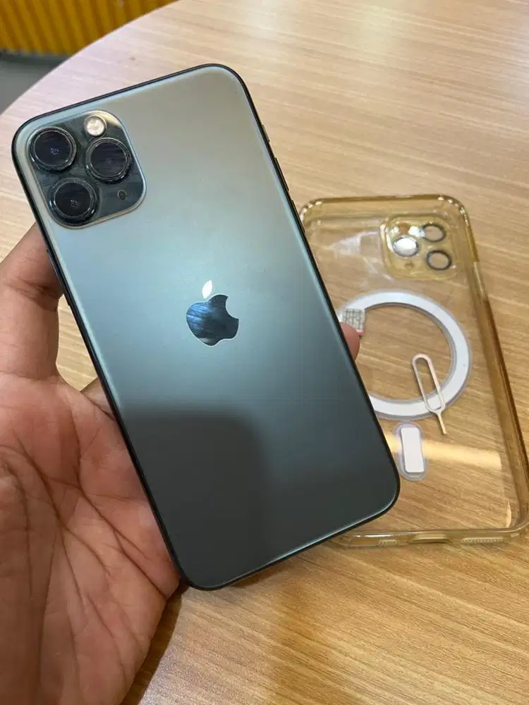 Iphone 11 pro 65 beacukai mulus