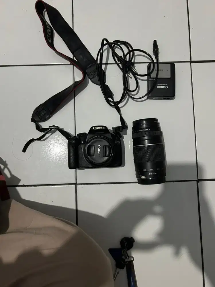 CANON 500D + LENSA TELE 75-300mm