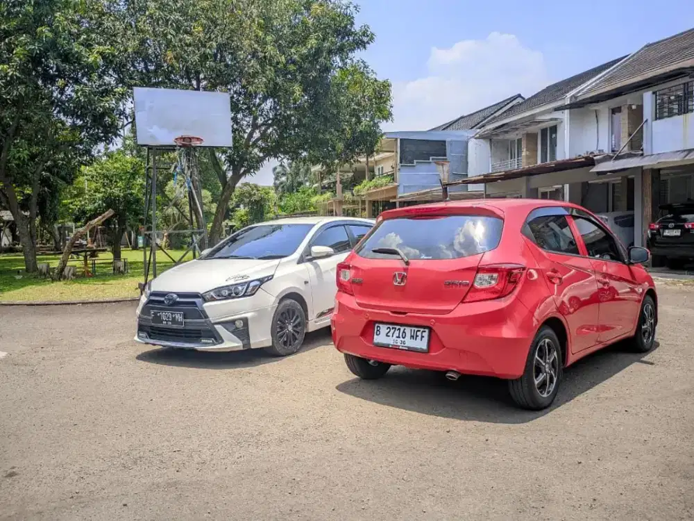 Rental mobil. Sewa mobil harian, mingguan & bulanan lepas kunci.