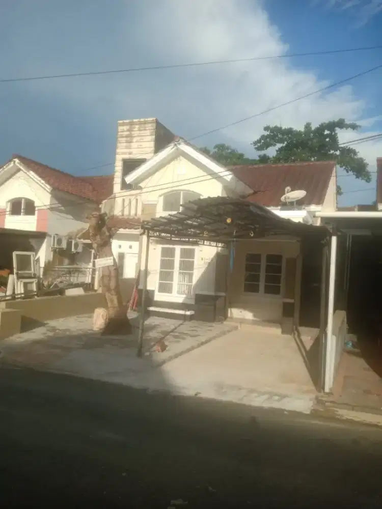 Di kontrakkan rumah lokasi sangat tenang