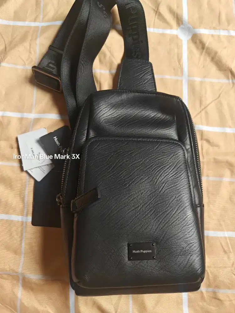 Tas Hush Puppies Waist Bag Sling Bag Selempang Waistpack Original