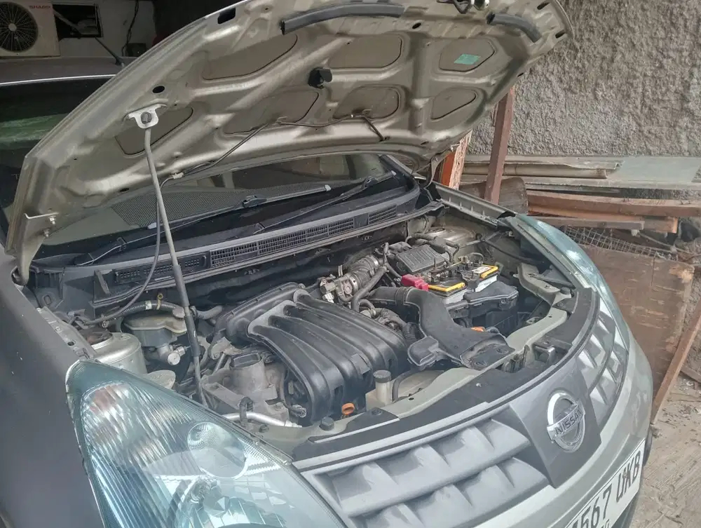 Nissan Grand livina 2010 Bensin