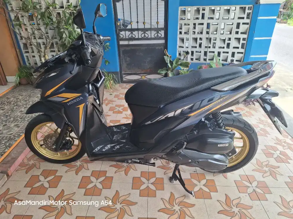 Vario 125 cbs iss  2021 pajak baru bisa cash/kredit syariah TERMURAH