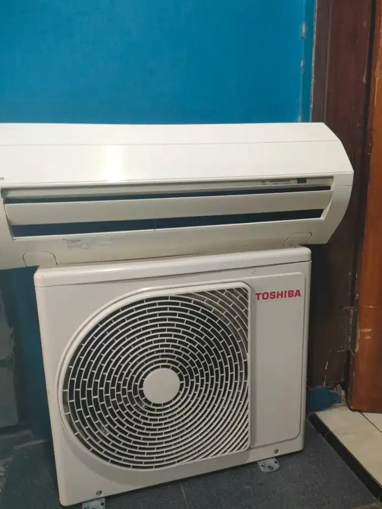 ac toshiba 1/2 pk