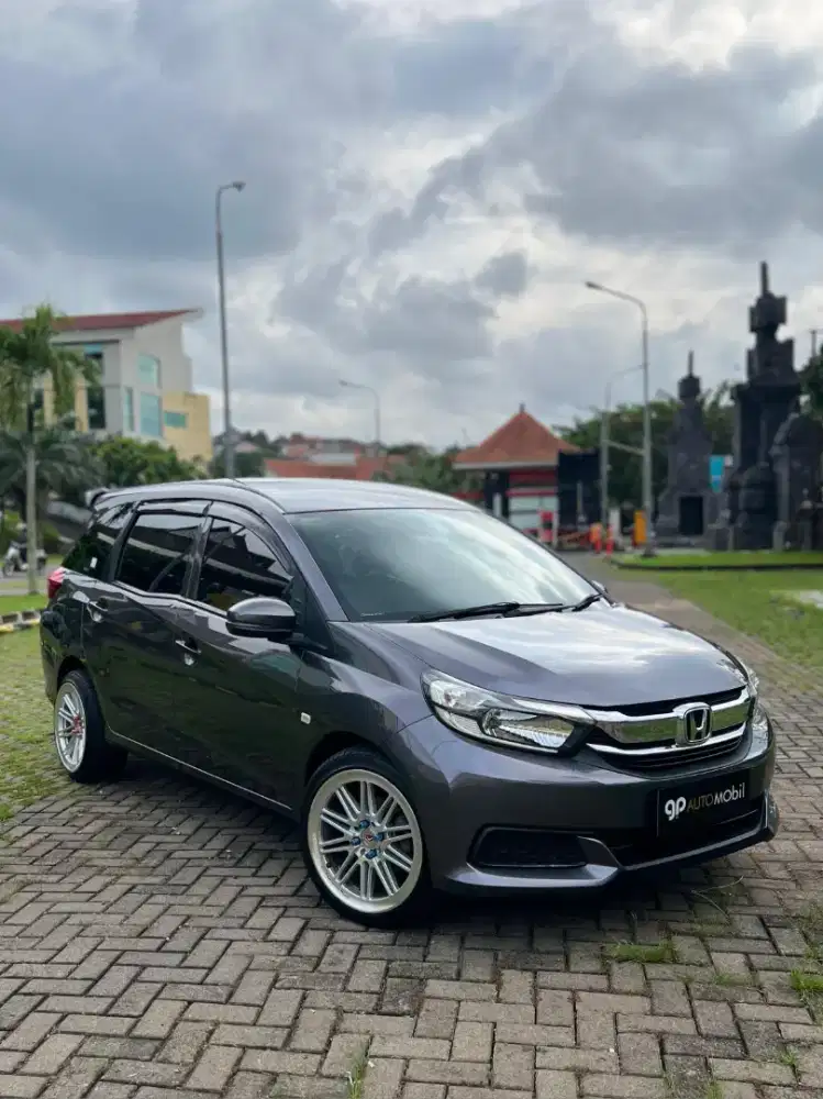 Mobilio 2018 SpecUp E Manual Abu Mtl(H) Tgn-1 Terawat Good-Condition