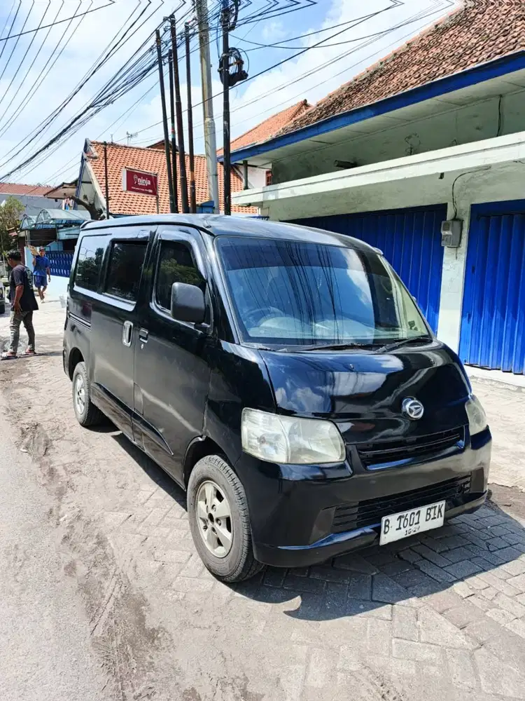 GRANMAX MINIBUS HITAM 2014 ISTIMEWA