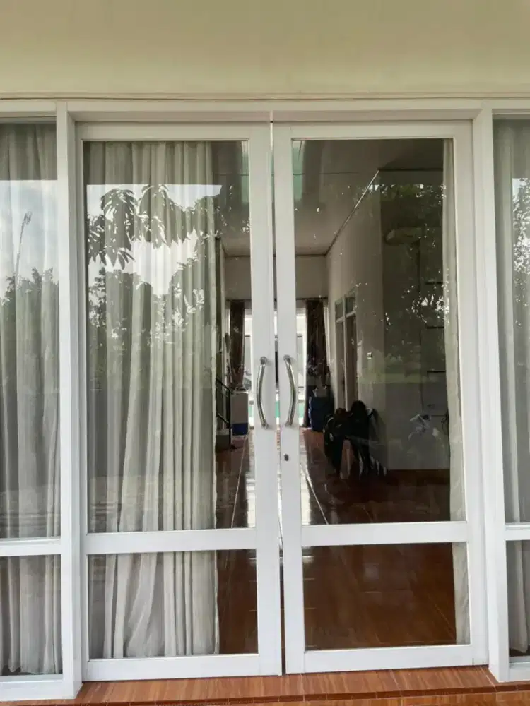 KOS EKSKLUSIF TEPI SAWAH - FASILITAS LENGKAP