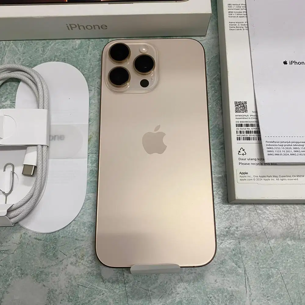 Iphone 16 pro max  garansi resmi