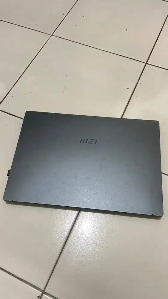 Jual laptop MSI MODERN 14