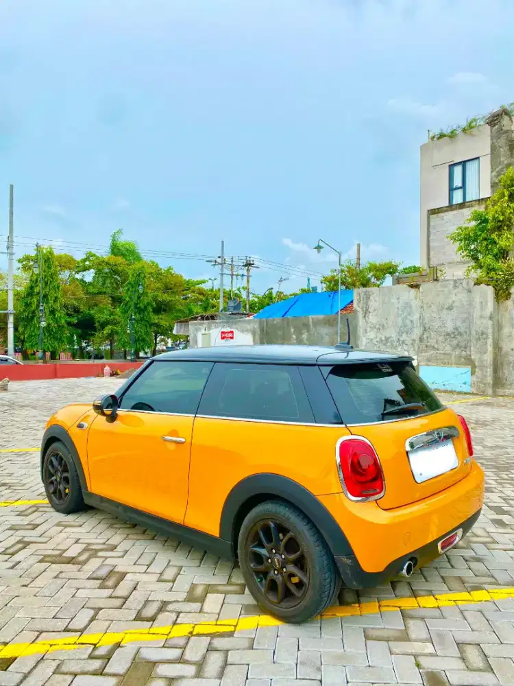 Mini Cooper F56 Turbo 3 Doors.