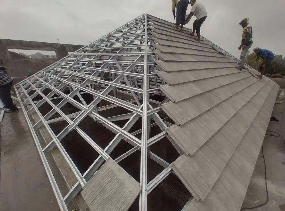 Renovasi Atap Rumah Dengan Baja Ringan Pasti Awet dan ANTI LAPUK