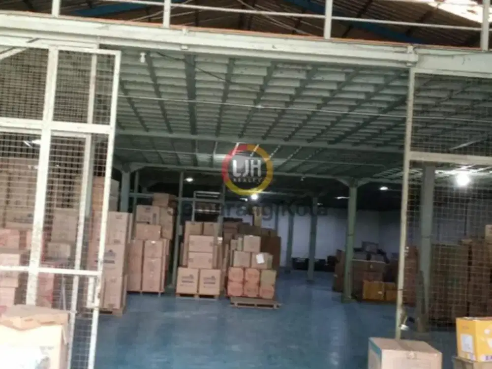 Gudang di Kawasan Industri Candi