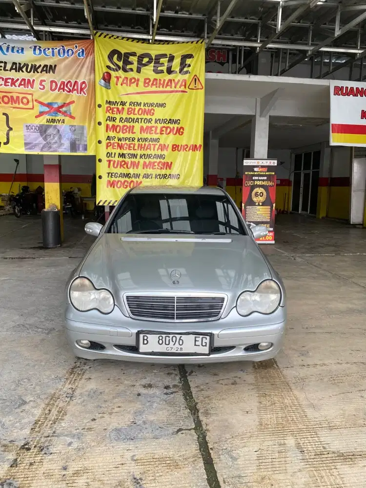 Mercedes-Benz C180 Kompressor 2003 Bensin
