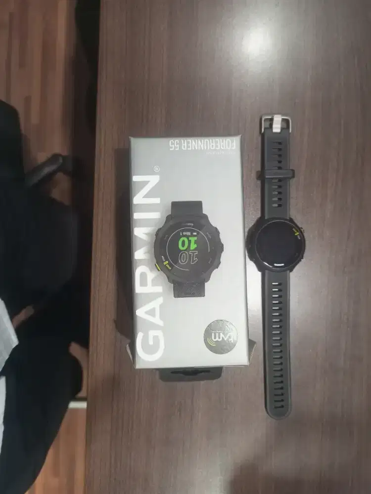For sale jam garmin smartwatch for runner 55