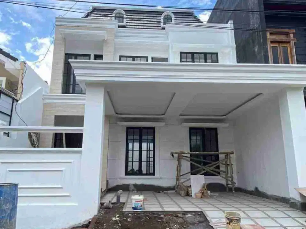 Dijual rumah 2 lantai