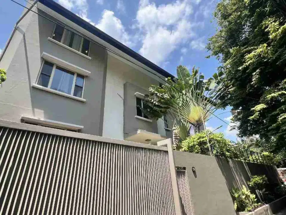 rumah mewah di jl widya chandra scbd jakarta selatan