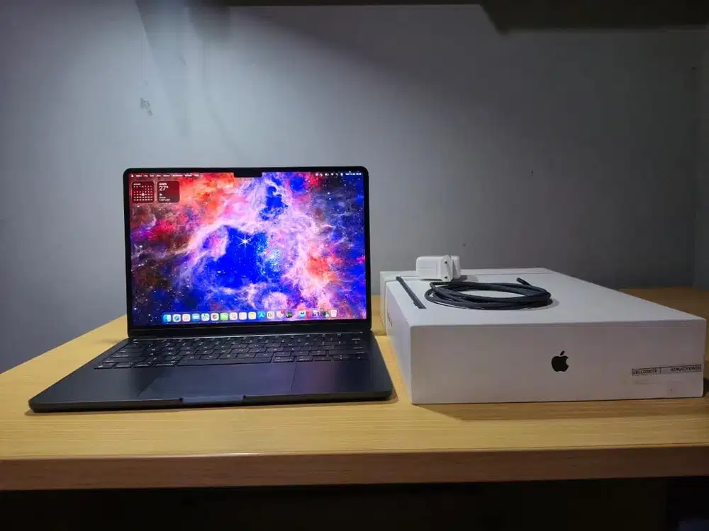 Macbook Air M2 2022 16/256