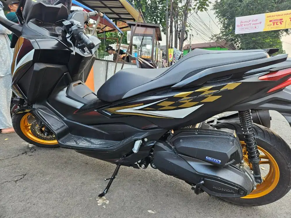 Honda FORZA Gresss 2023