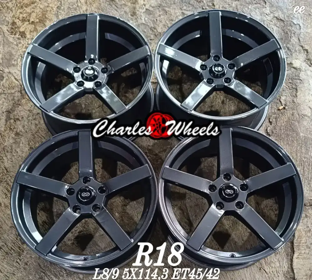 JUAL VELG VOSSEN R18 5X114,3 5X112 INNOVA RUSH MERCY CAMRY DLL