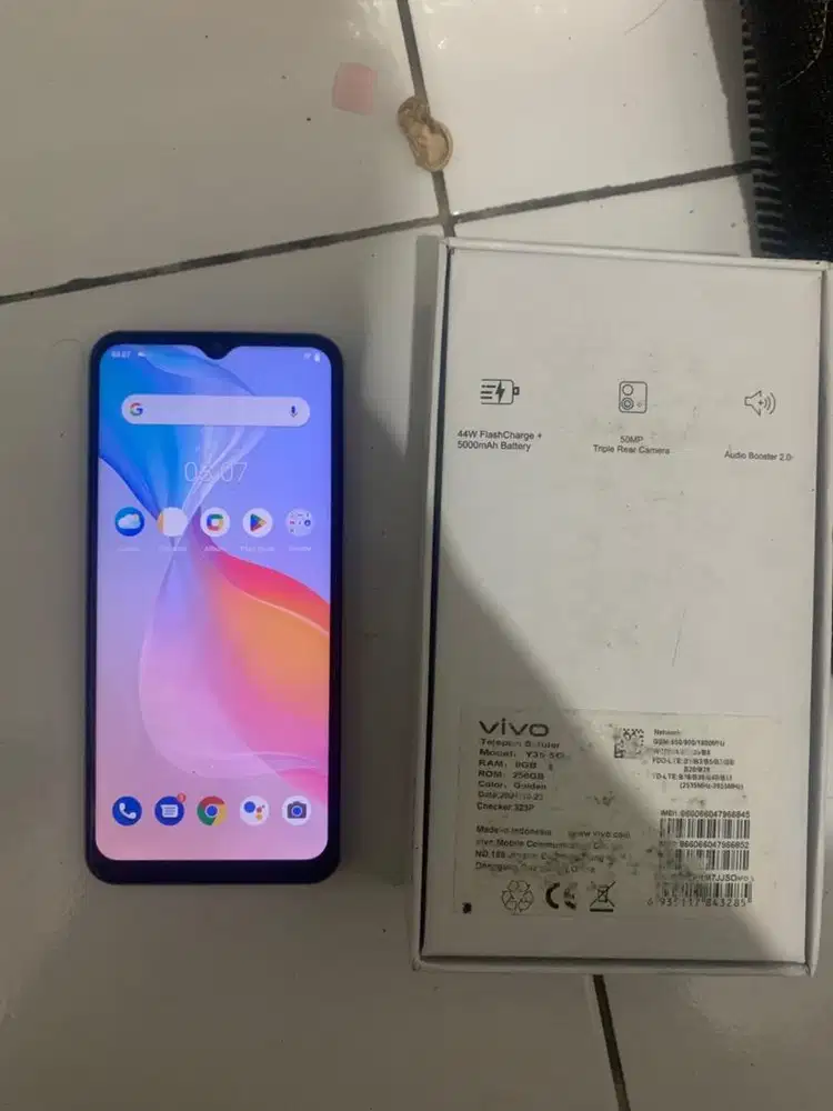 VIVO Y35 RAM 8 ROM 256