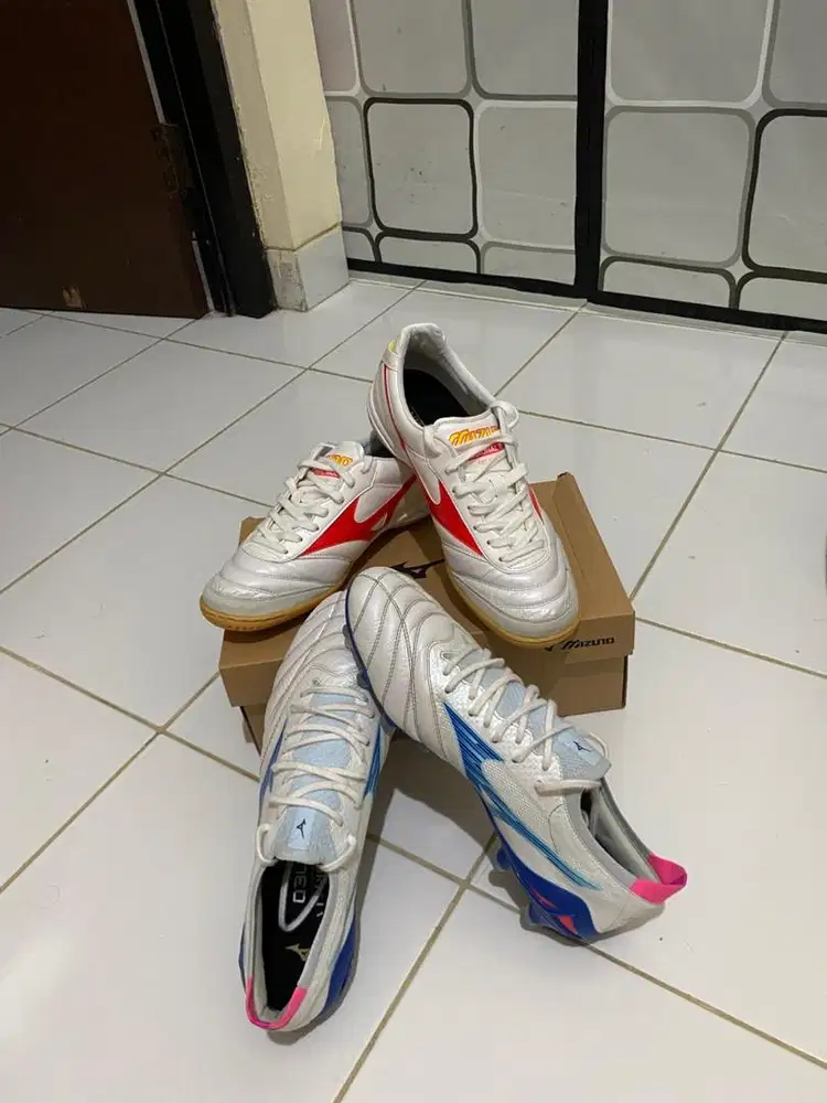 Jual sepatu bola & Futsal Ori Mizuno