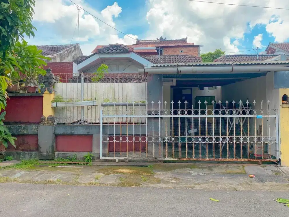 Rumah di kompleks Pagutan permai kota Mataram